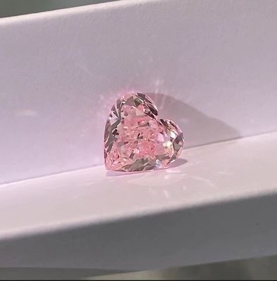 Fabriqué par l'homme, cultivé en laboratoire, diamant rose, forme de cœur, 1.8ct-2.5ct VS-VVS