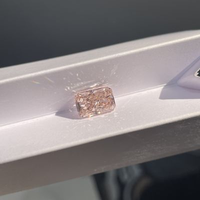 Laboratoire artificiel cultivé avec une maladie cardiovasculaire rose Diamants radiants Forme 1,5ct-1,99ct