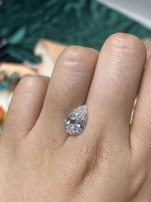 Culture blanche en forme de poire du diamant développée par laboratoire multi 1.58ct de CVD de taille