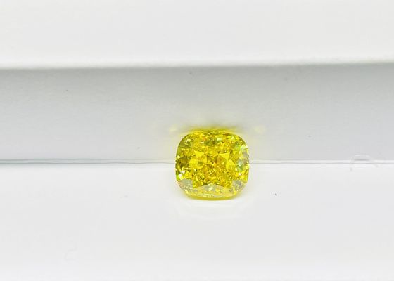 Le coussin jaune synthétique lâche du diamant 2.88ct de HPHT a modifié IGI a certifié VS1