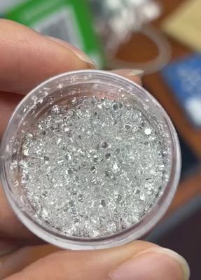 Le laboratoire a créé les diamants synthétiques DEF d'indicateur de mêlée de diamants CONTRE la forme ronde