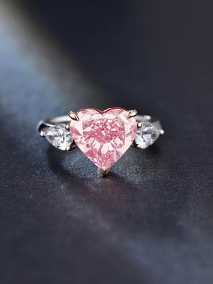 Grosse taille Rings de diamants de laboratoire en forme de cœur 4.19ct 18 carats Rings en or blanc