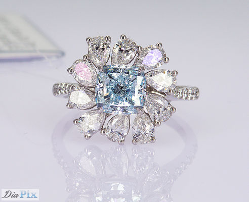 3.284ct Couche coupée bleu ciel CVD Anneaux en diamant synthétique Luxe 18K ensemble d'or blanc