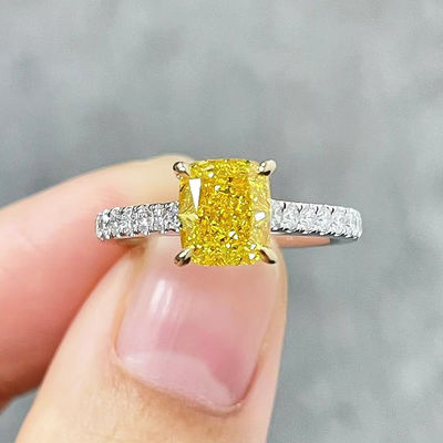 18K or blanc de laboratoire créé Diamants Ringe de fiançailles 1,05ct Fancy Jaune vif