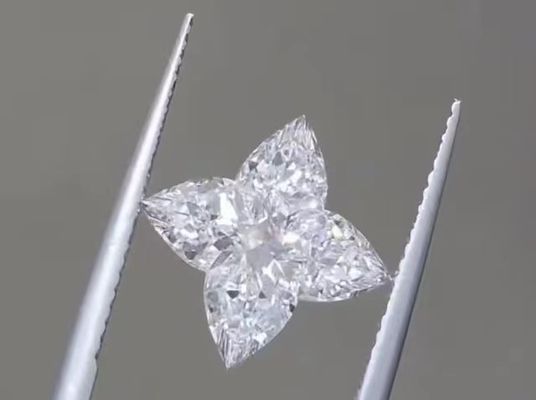 Diamants cultivés en laboratoire blanc 4CT CVD LV coupé en vrac DEF VS1 Pour la décoration de bijoux