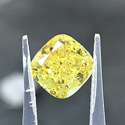 0.55ct Créé en laboratoire Diamants jaunes Carré Coussin de forme fantaisie Jaune vif Certifié IGI
