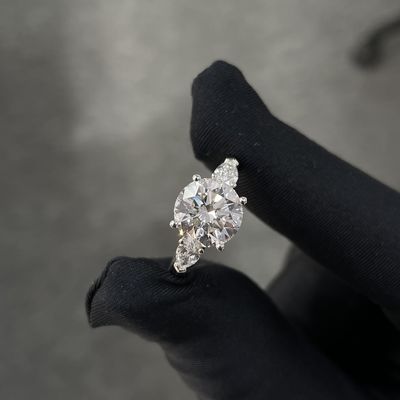 Anneaux de diamants de laboratoire de 3,01ct CVD Blanc F VS2